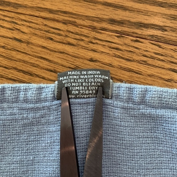 Mackinac Island vest size M open front lake blue logo Mackinac on front chest - Picture 6 of 8